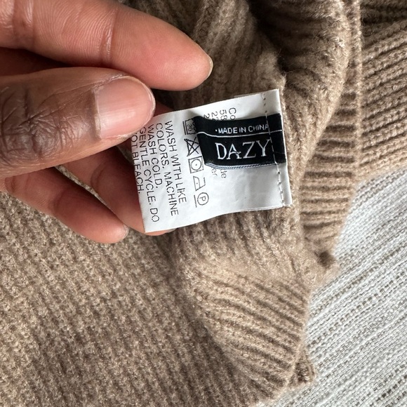 Oversized Cozy Tan Turtleneck Sweater - Picture 6 of 7